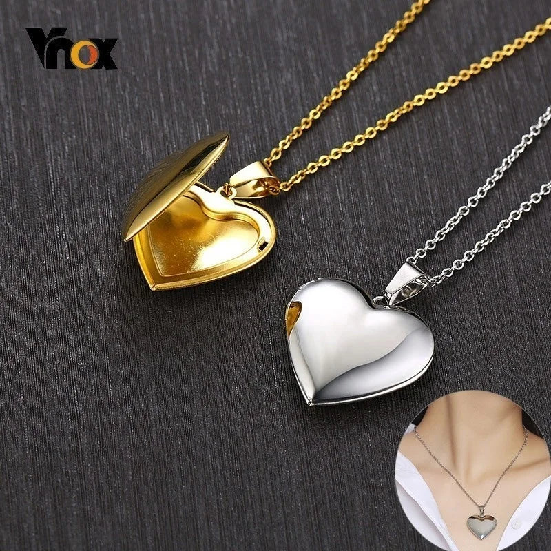 Moderna Glossy Stainless Steel Necklaces